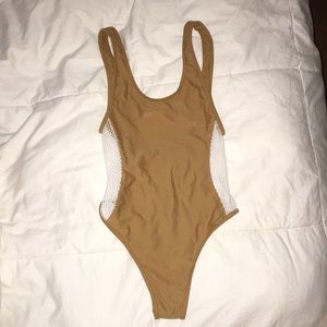 KAOHS swim one piece NWOT